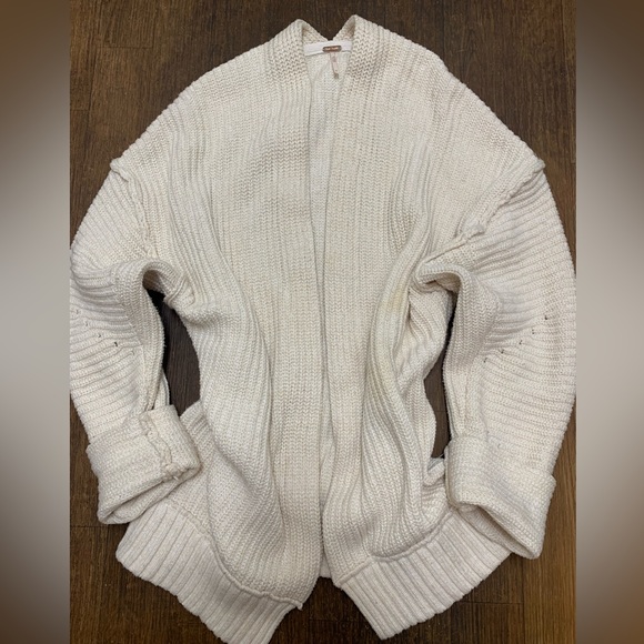 Free People Sweaters - Free People Nightingale Cardigan In Cream Oversized Knitted Long Sleeves Used